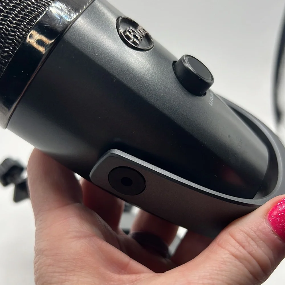 Blue Microphone - Picture 5 of 7